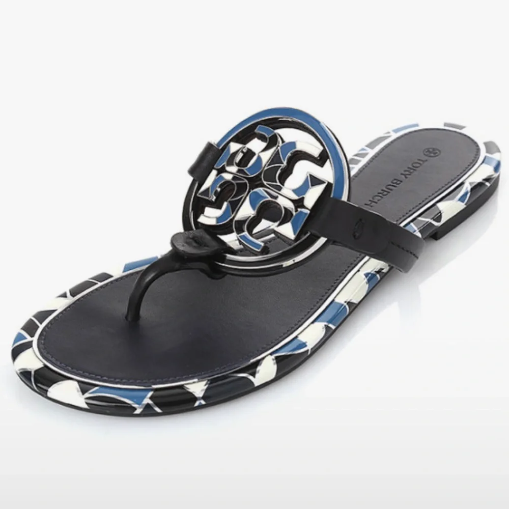 ☀️NEW☀️TORY BURCH Miller Sandals Enamel Black 8.5 - Picture 2 of 12